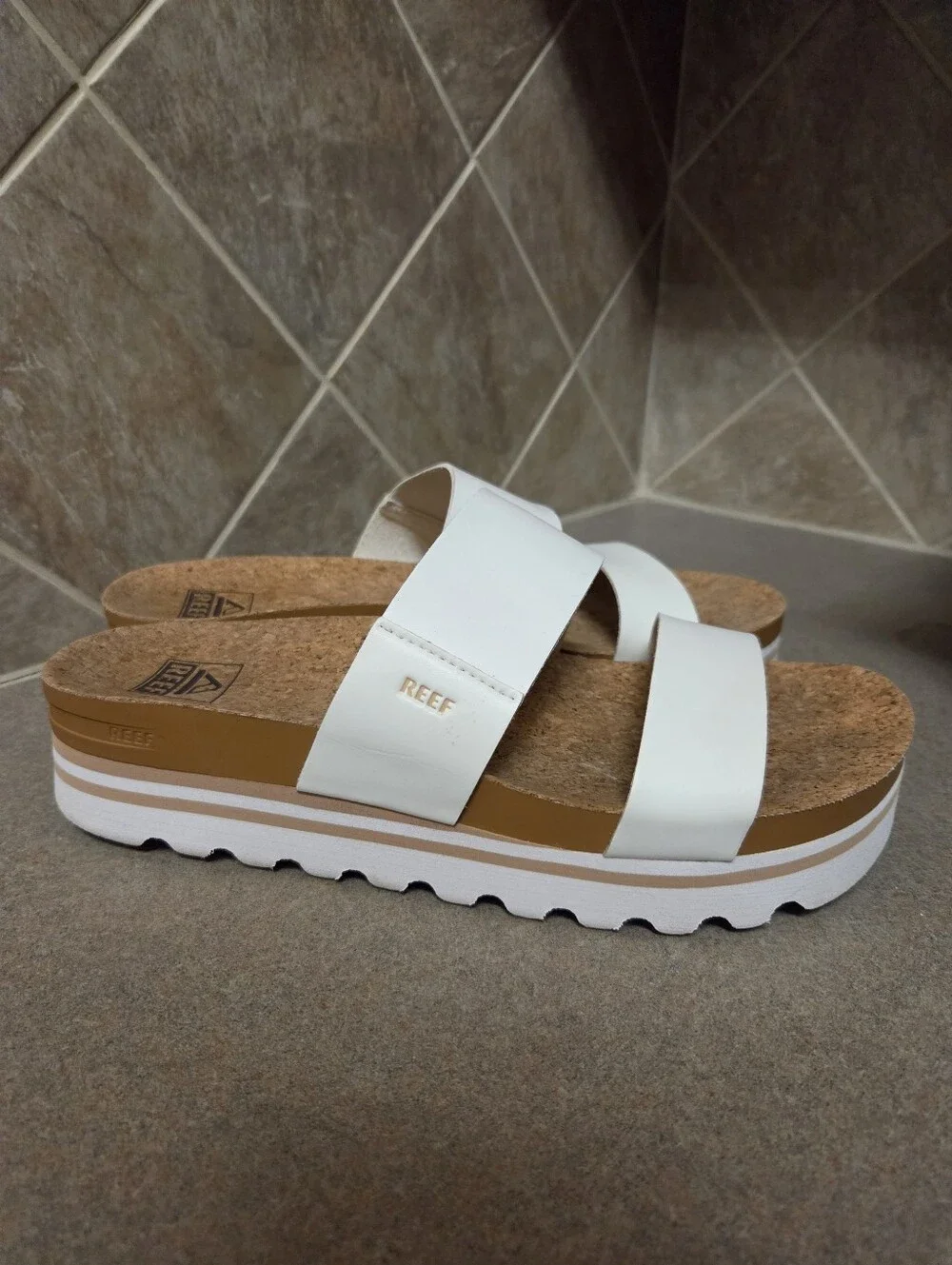 Reef white double